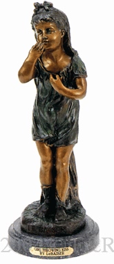 Girl Throwing Kiss bronze statue by Lebaiser