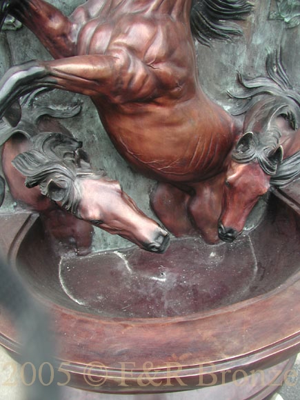 Three Horses bronze wall fountain-8