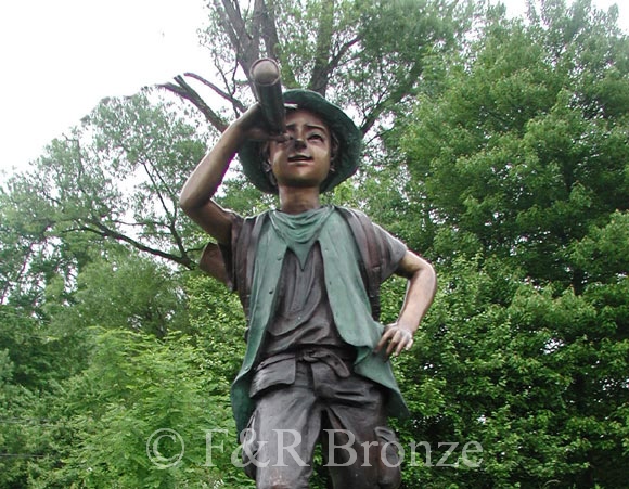Explorer Boy bronze-5