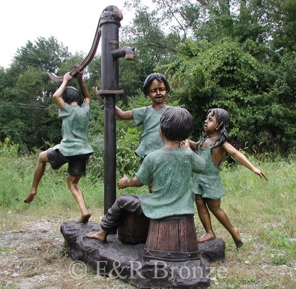Kids with Water Pump bronze fountain-4