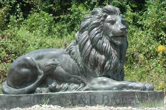 Pair of Majestic Guard Lions bronze-8