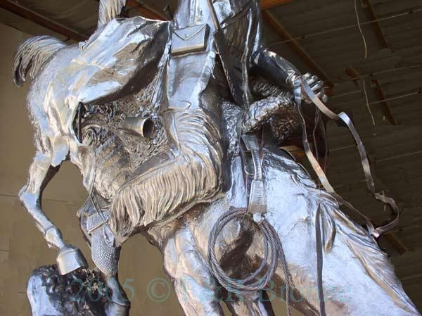 Heroic Mountain Man bronze reproduction-3