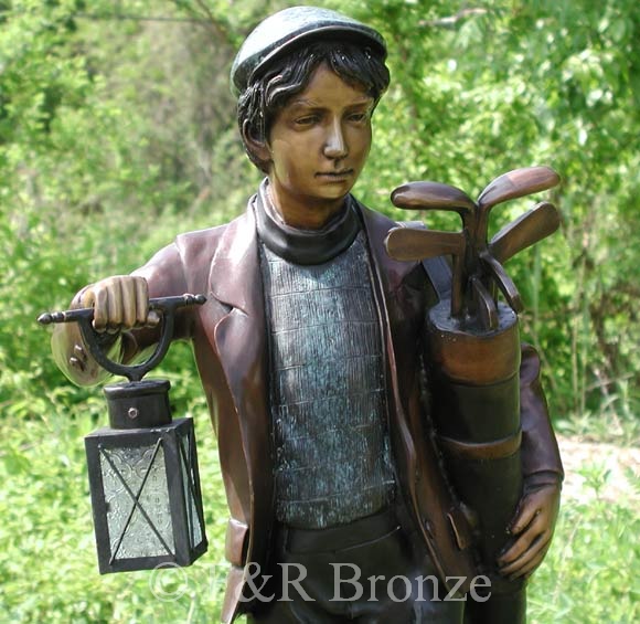 Caddy Holding Lantern bronze-3