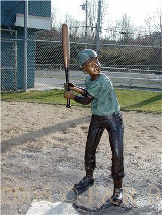 Batter bronze statue-3