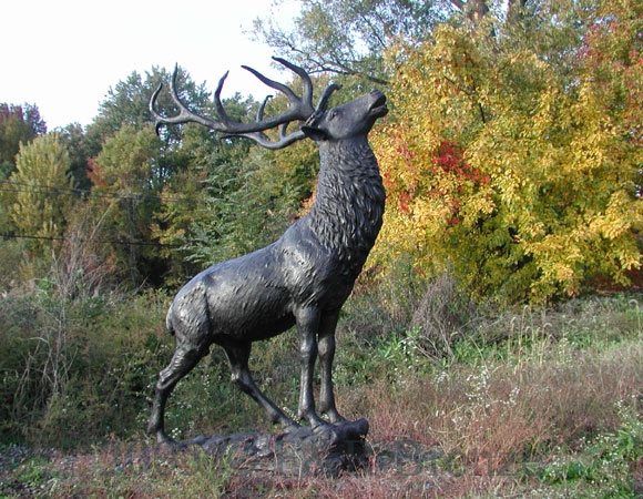 Giant Elk bronze statue-3