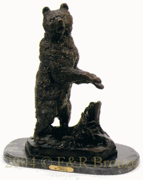 Grizzly Bronze statue by Liberich