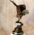 Museum Eagle bronze statue by Moigniez